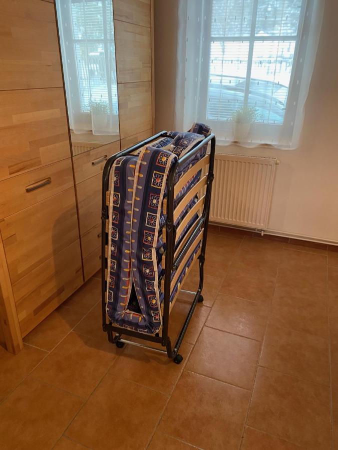 Rekreacni Dum Pohoda Jiretin pod Jedlovou Luaran gambar