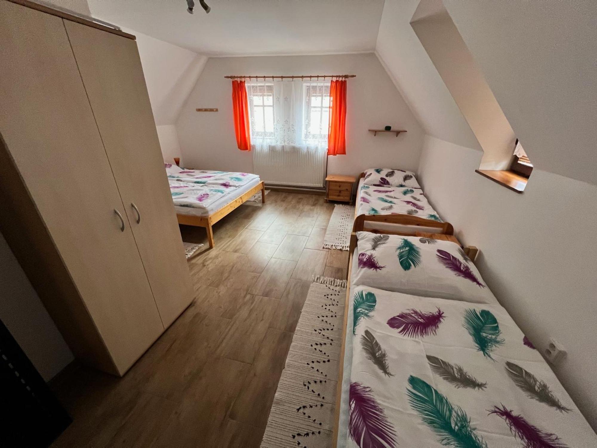 Rekreacni Dum Pohoda Jiretin pod Jedlovou Luaran gambar
